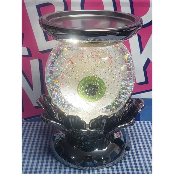 BBW Water Globe Blood Shot Eye Turning Large 3 Wick Candle Holder / Pedestal - Picture 1 of 4